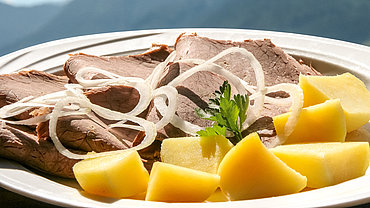 Saures Rindfleisch