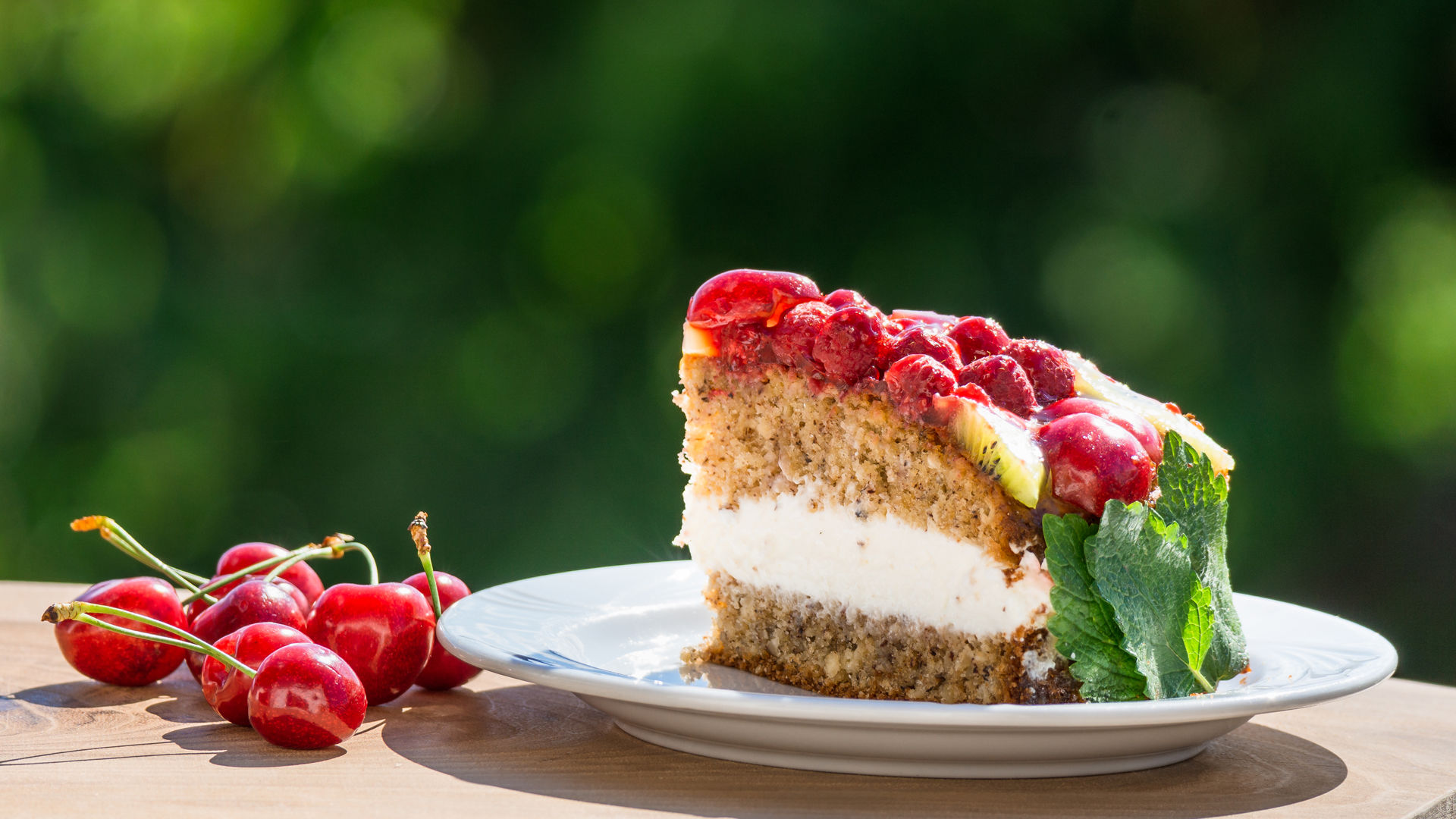 Moist fruit cake - Typical recipe from South Tyrol