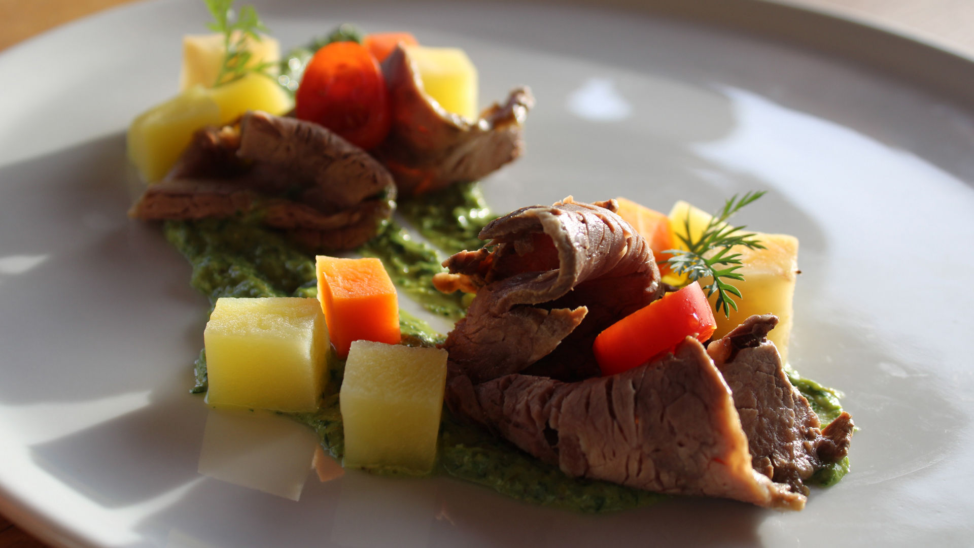 Rindfleisch mit Kräutersauce - Rezept aus Südtirol