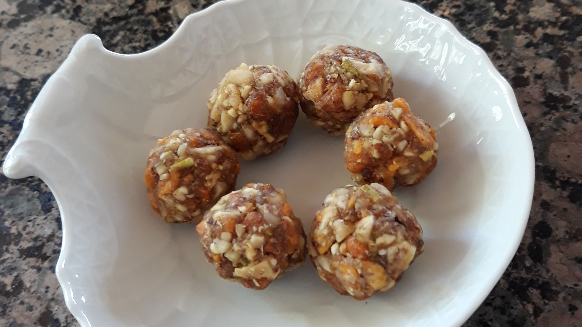 Typical recipe from South Tyrol - dried fruit pralines