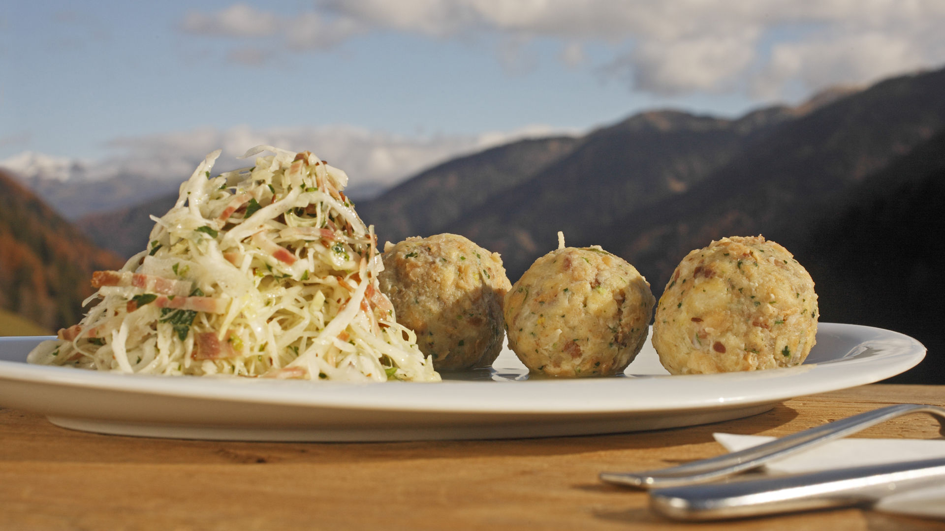 Cabbage Salad - Recipe from South Tyrol
