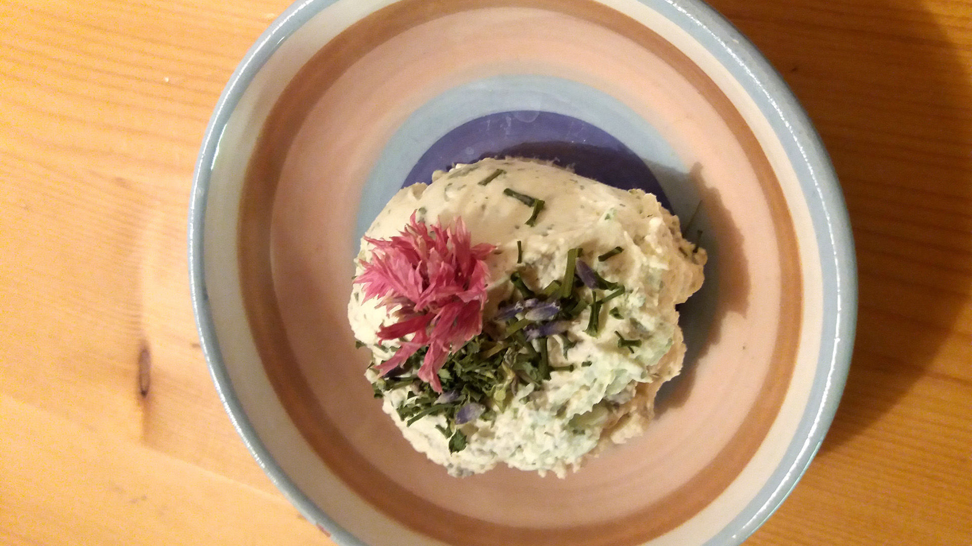 Recipe from the farmer's kitchen - Herb quark