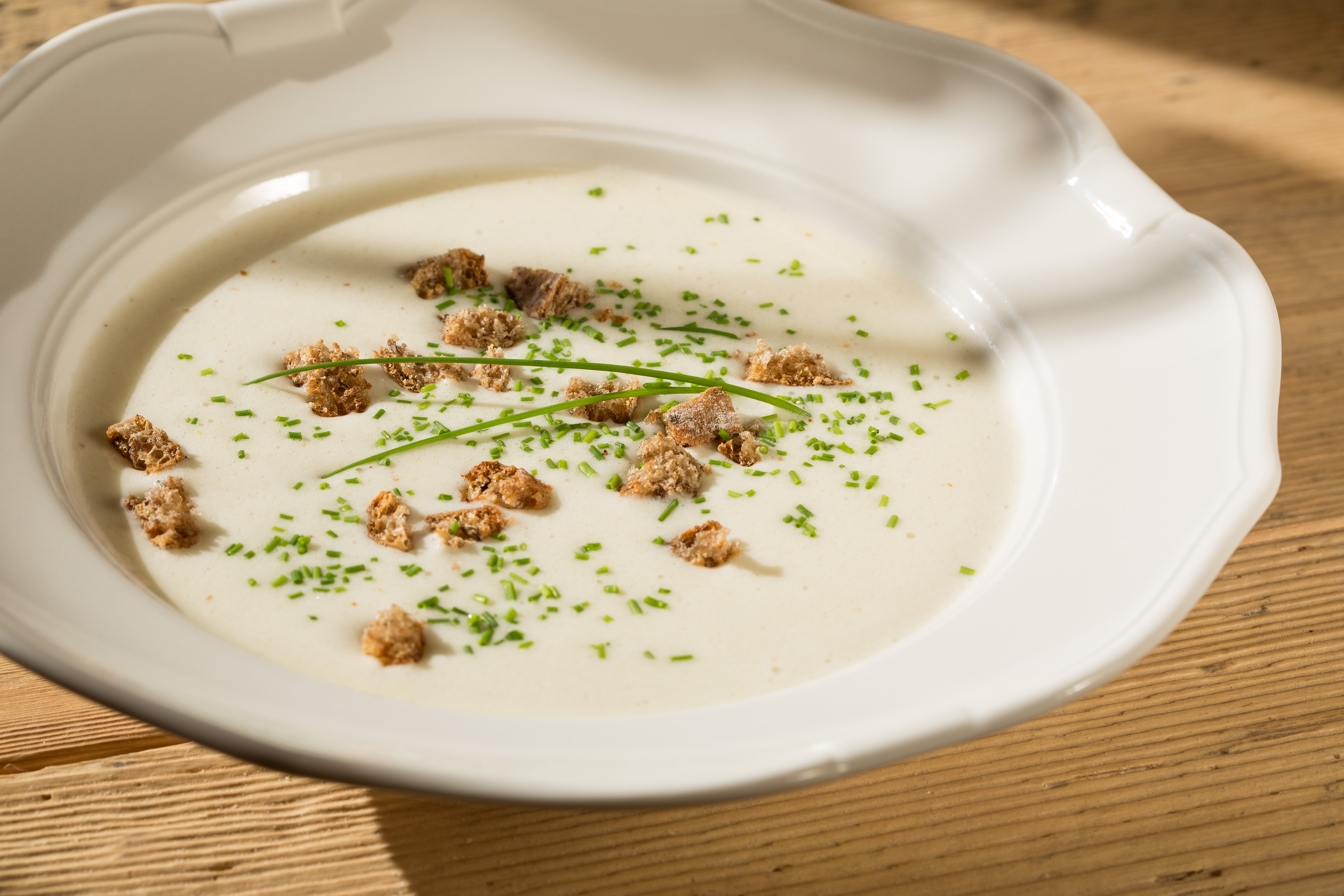Graukäse' soup - Recipe from South Tyrol