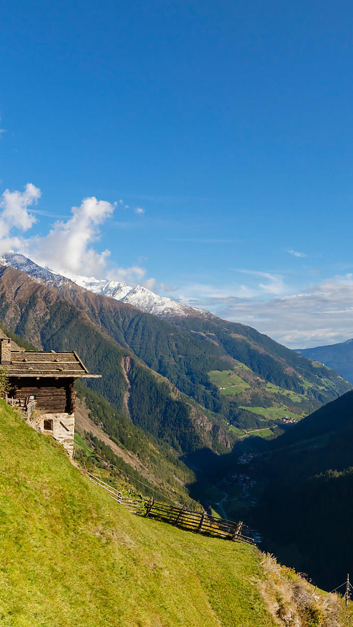 Extreme mountain farms in South Tyrol