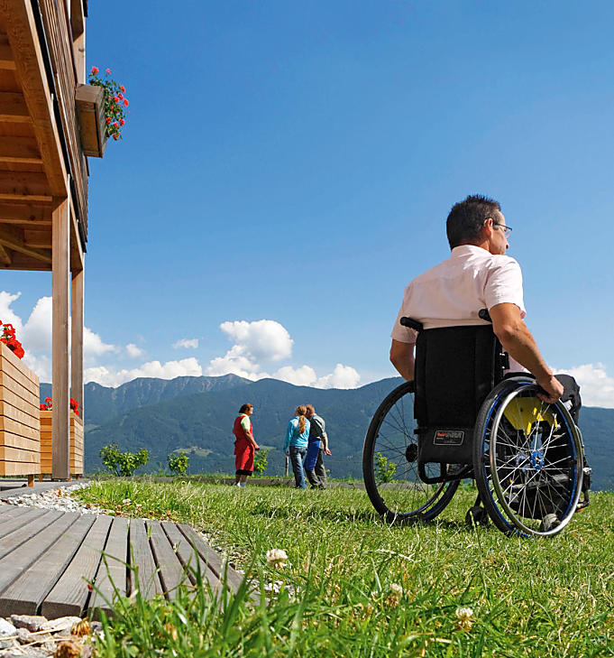 Holidays on farms with facilities for the disabled in South Tyrol
