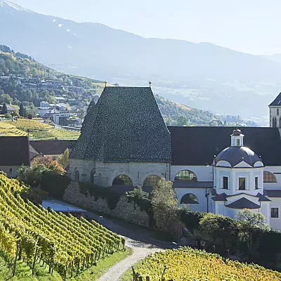 Neustift Abbey: the largest abbey in Tyrol