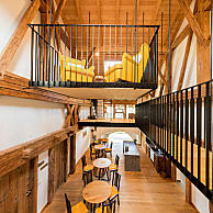 Alte Mauern in neuem Glanz - Bauernhof neu interpretiert