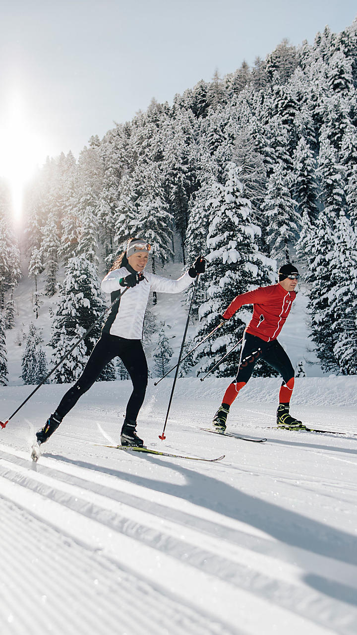 Cross-country skiing in South Tyrol: holidays on the ski trail