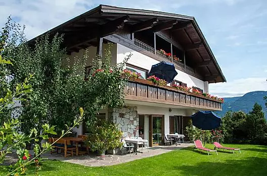 Untermoarhof - List Photo