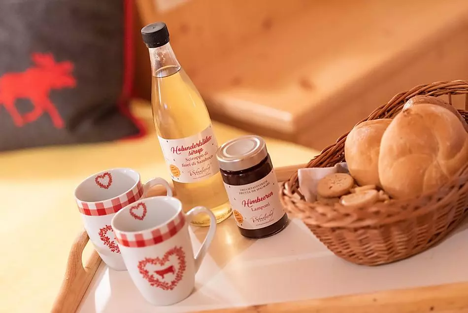 Schmalzerhof - Farm treats Photo