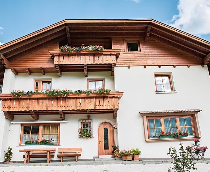 The Huberhof offers space for four holiday apartments.