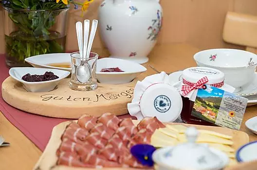 Hearty breakfast at the Bergerhof