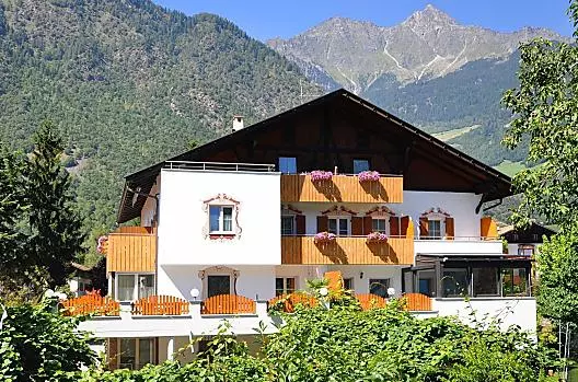 Neuwirtshof - List Photo