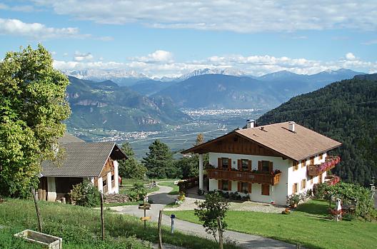 Tschengghof - list Photo