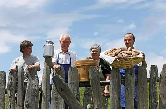 Unich - List Photo