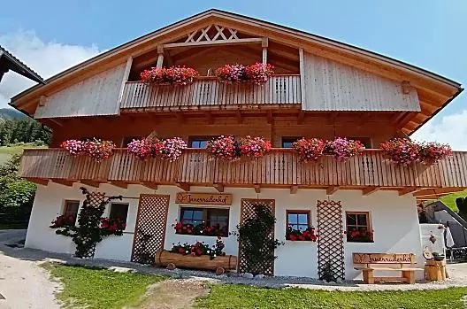 Innerraderhof - List Photo