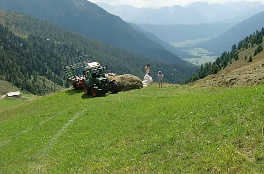 Bei der Heuernte