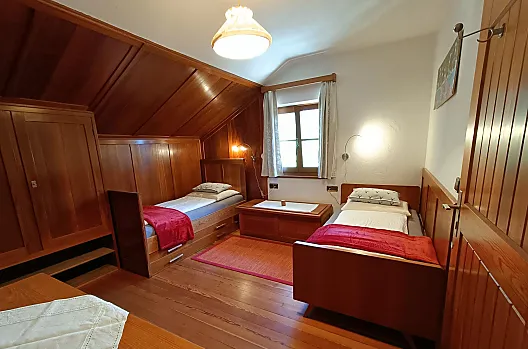 Schlafzimmer in der Ferienwohnung Schlernblick