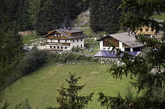 Inderederhof - List Photo