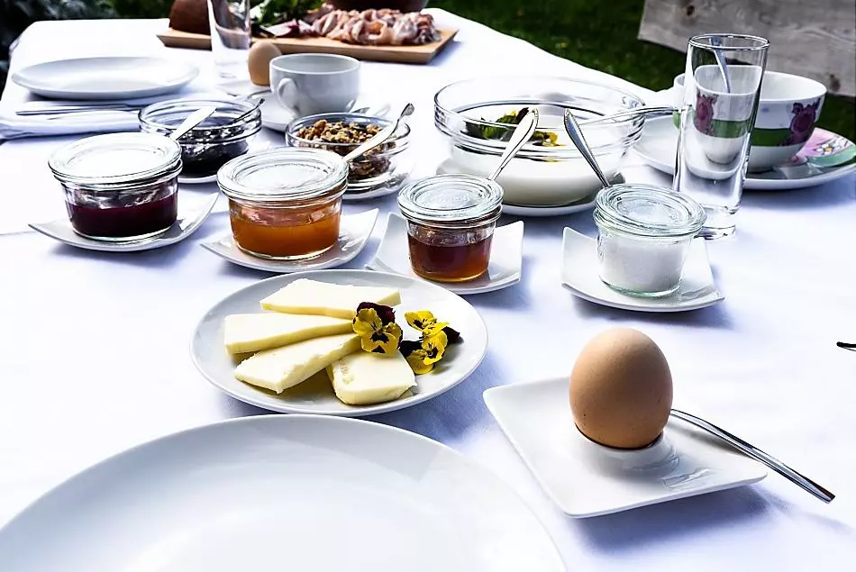 Breakfast at the farm