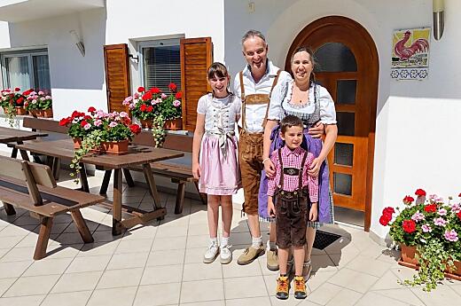 Familie Schaller - Florian, Barbara, Sophia und David