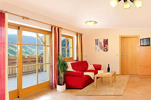 This is how your stay will be: light-flooded living rooms, terraces and spacious balconies with a wonderful view.