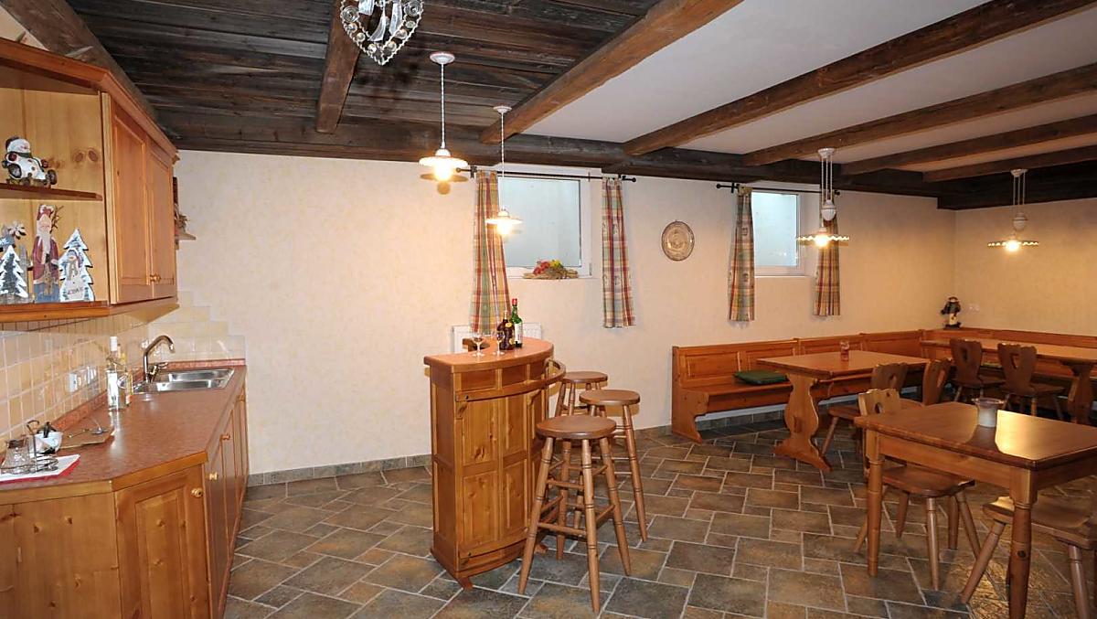 Cellar bar