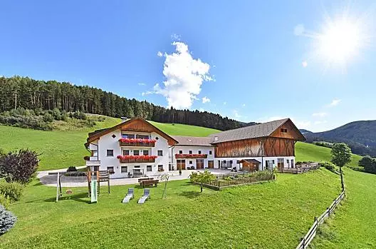 Fuchshof - list Photo