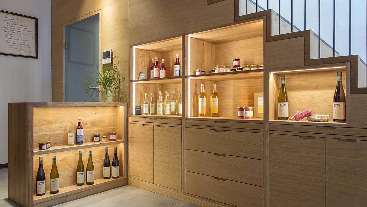 Product corner