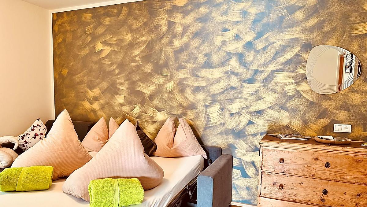 'Gatterlemiil' holiday flat, your holiday should bring you gold and sunshine.