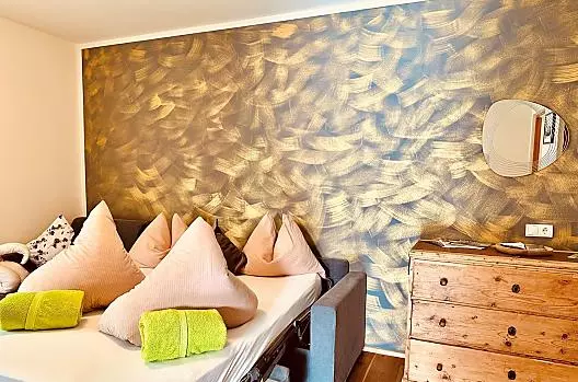 'Gatterlemiil' holiday flat, your holiday should bring you gold and sunshine.