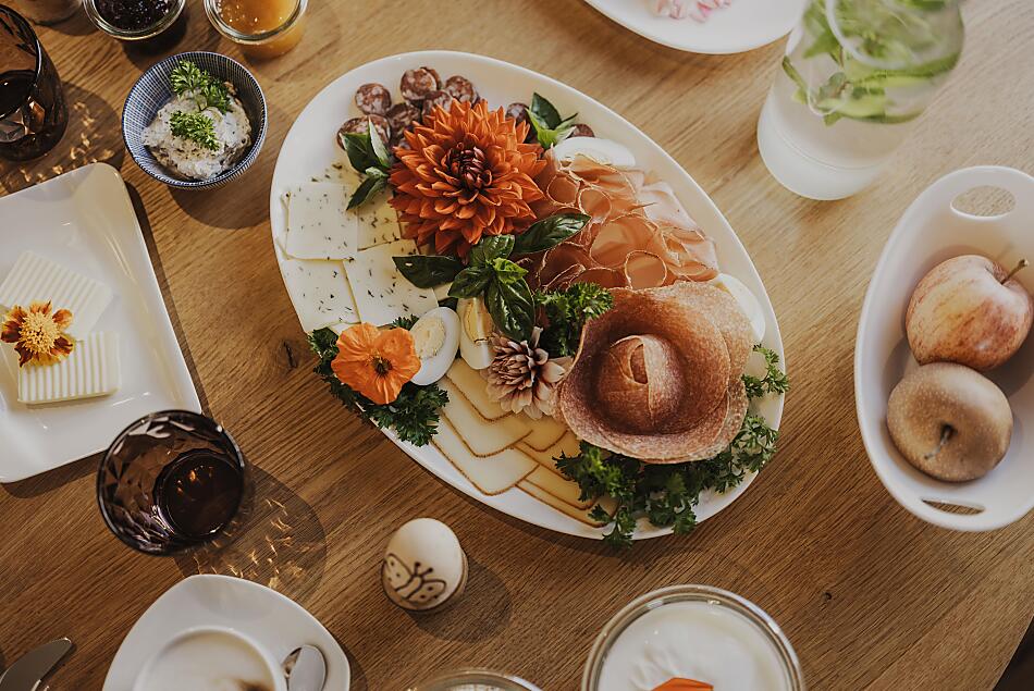 Breakfasting with all the senses