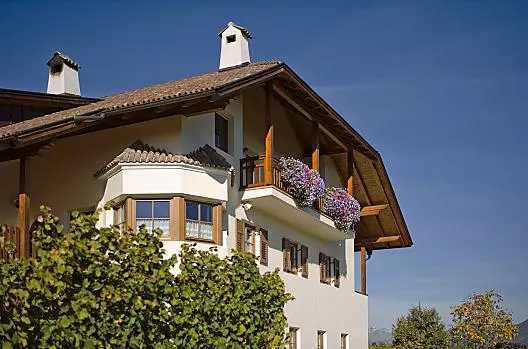 Plonerhof - list Photo