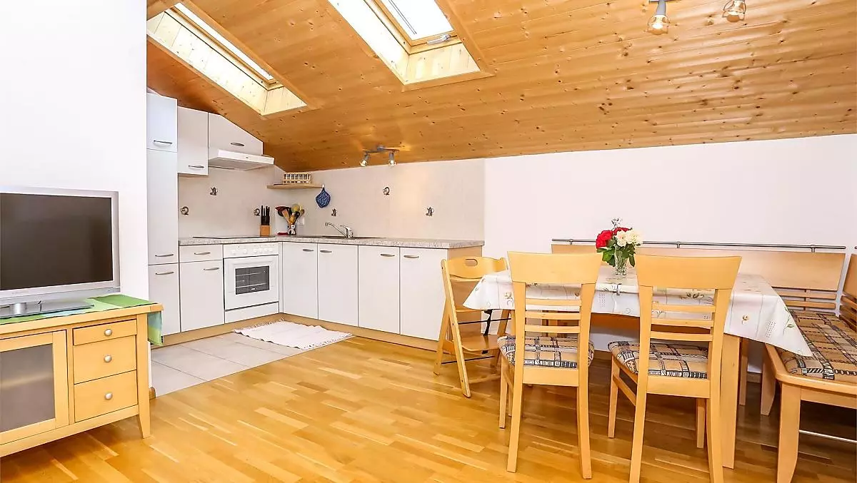 Wohnküche der Ferienwohnung Kassian