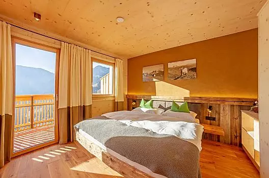 Die Wohnung Heustadl überzeugt durch ihre Holzbauweise und die liebevolle Einrichtung.