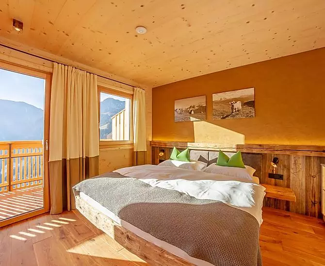 Die Wohnung Heustadl überzeugt durch ihre Holzbauweise und die liebevolle Einrichtung.