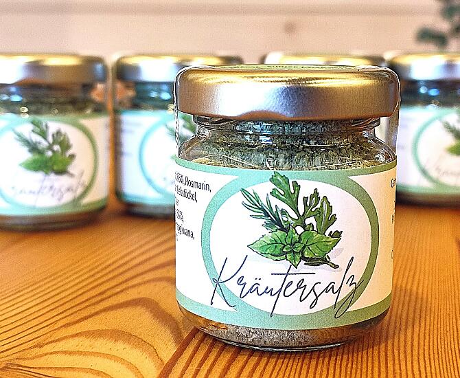 Herb salt lends your meals a special touch.