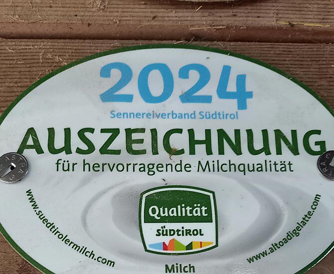 Jedes Jahr bekommen wir die Auszeichnung vom Milchhof für beste Qualitätsmilch.