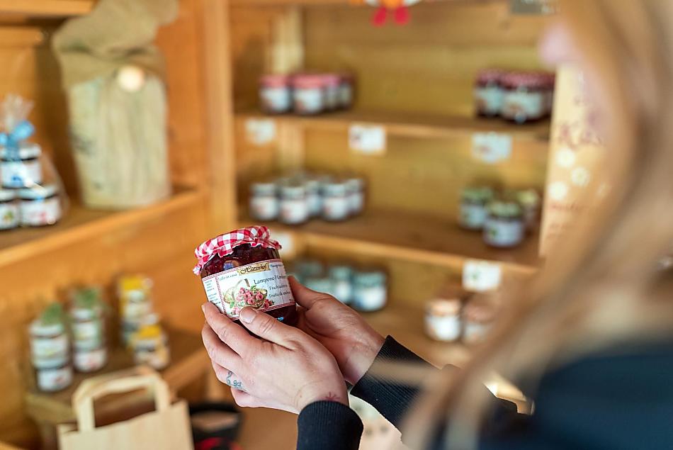 In our farm shop you will find farm produce as well as homemade jams, cordials and jellies. 
