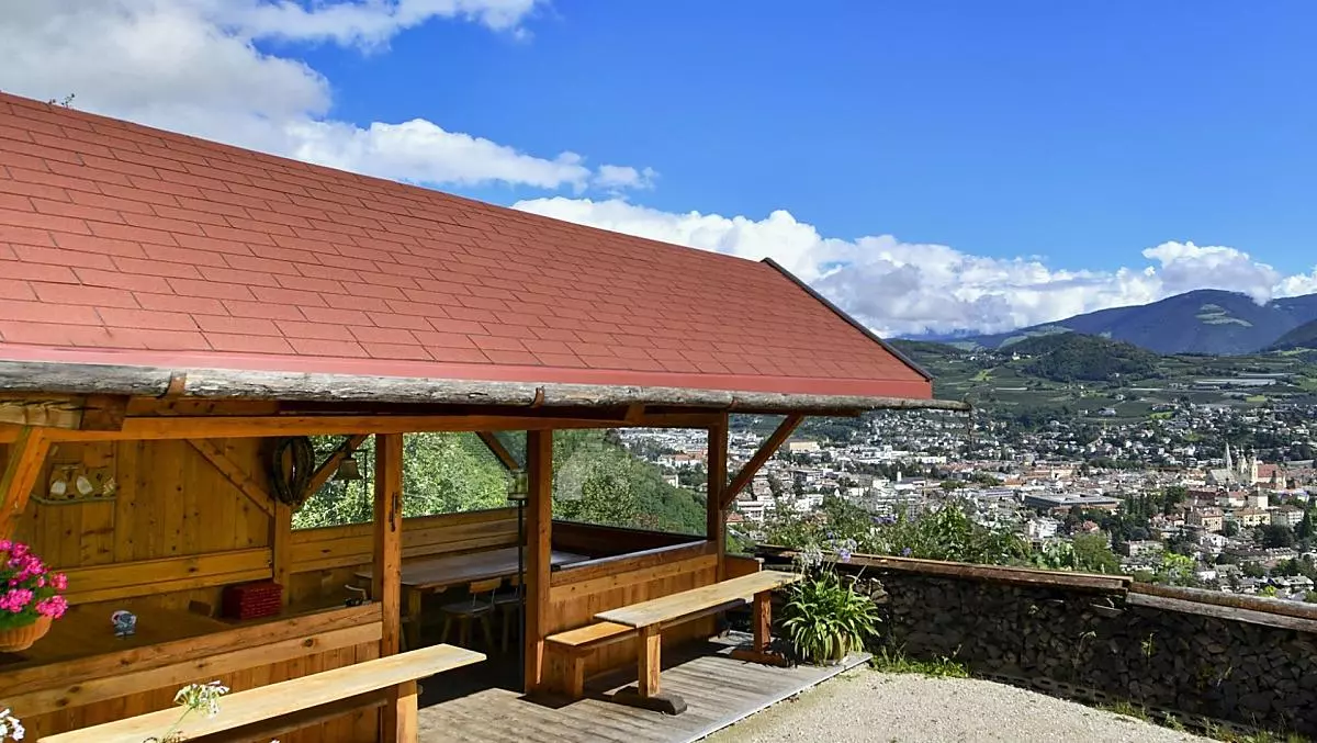 Summer can be enjoyed with a very special view of the city of Brixen.